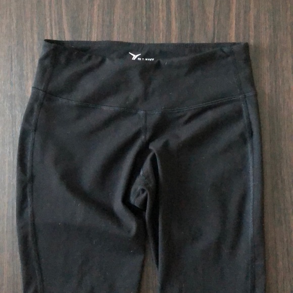 old navy compression yoga pants leggings 7/8 - Picture 3 of 5